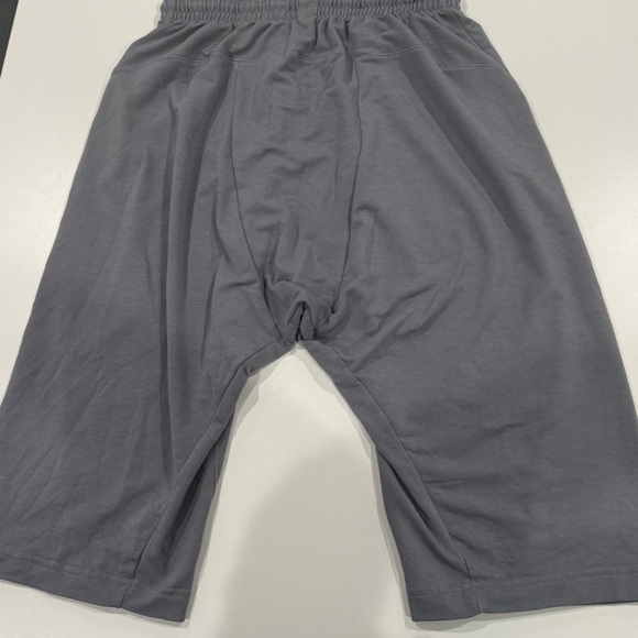 Gray Nike Dri - Fit Basketball shorts - Picture 6 of 9